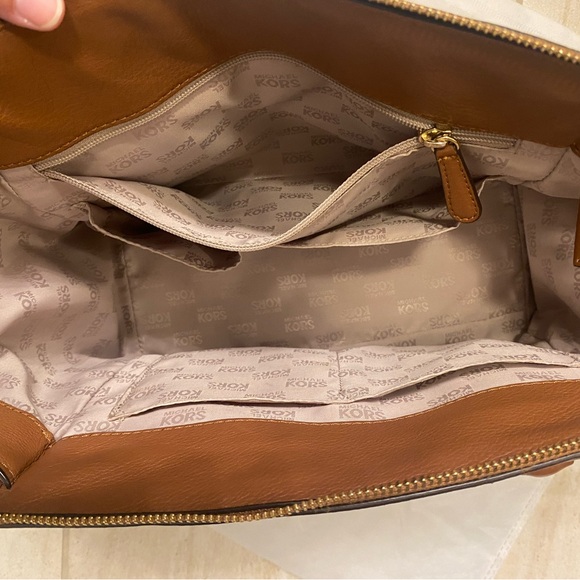 Michael Kors Brown Satchel with Winged Design - Picture 7 of 14